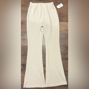 NWT Sadie & Sage Ivory Colored Flair Pants Size Small